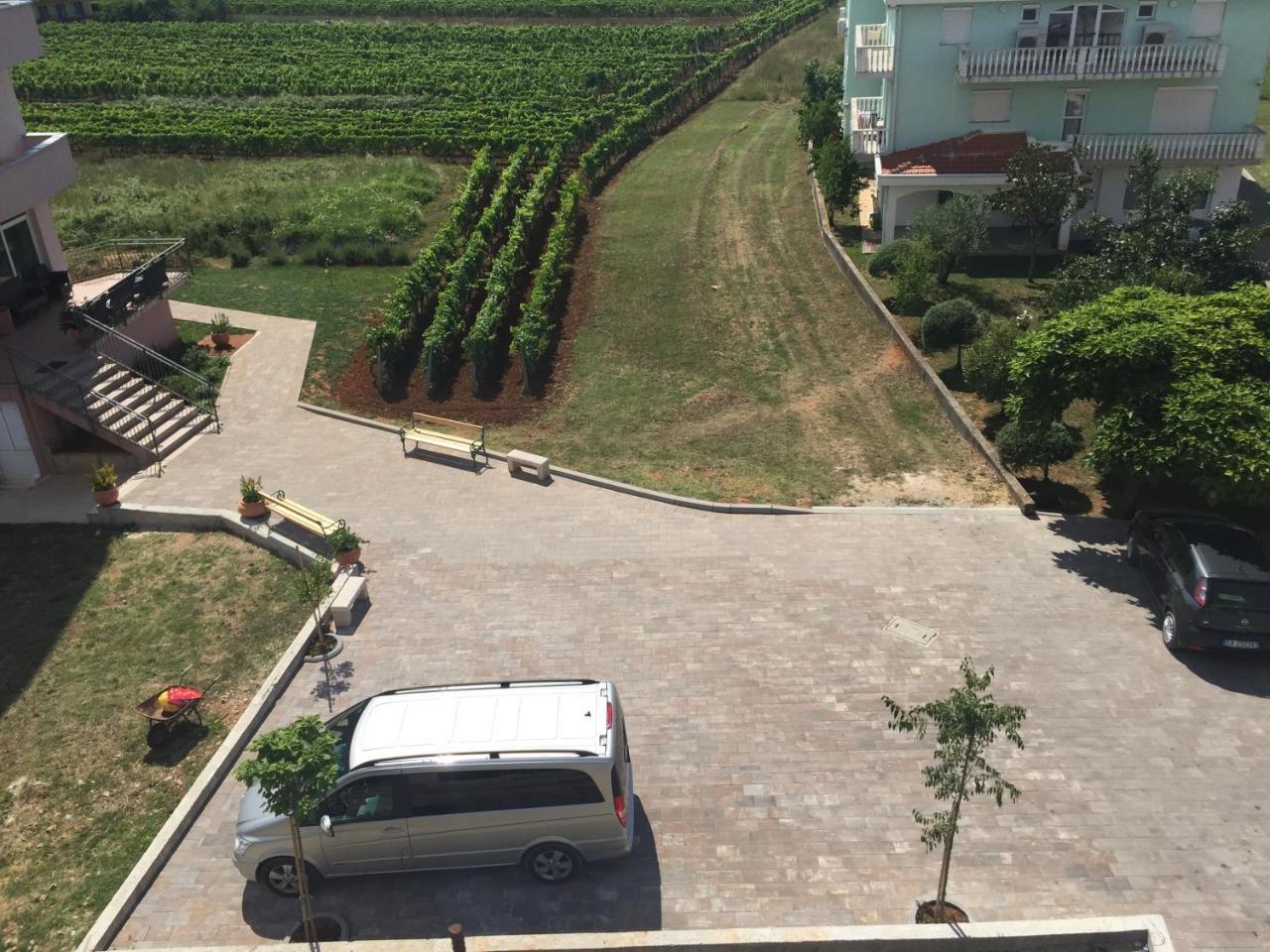 Hotel Ivankovic เมจูโกเรีย ภายนอก รูปภาพ
