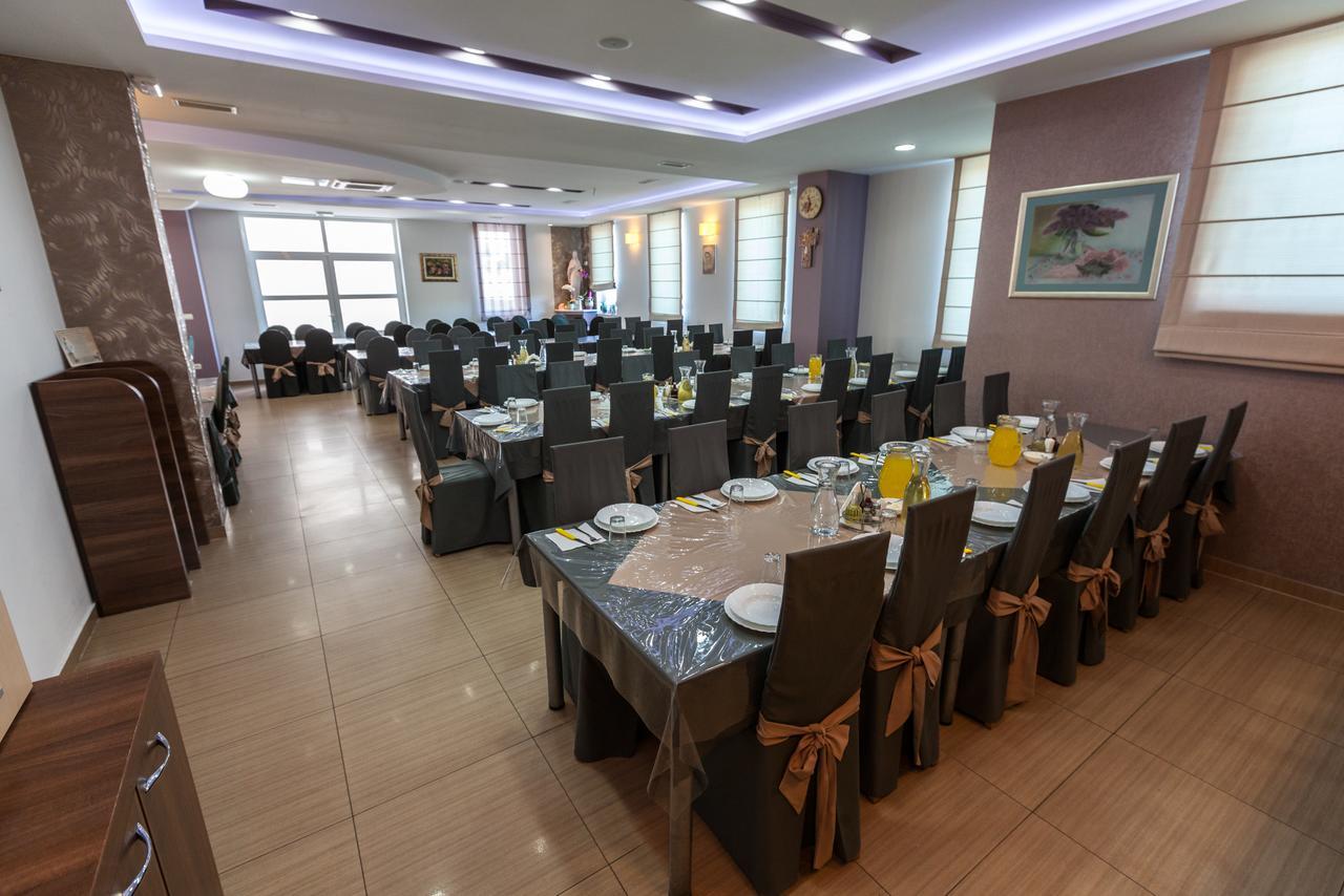 Hotel Ivankovic เมจูโกเรีย ภายนอก รูปภาพ