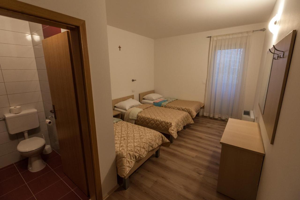 Hotel Ivankovic เมจูโกเรีย ห้อง รูปภาพ